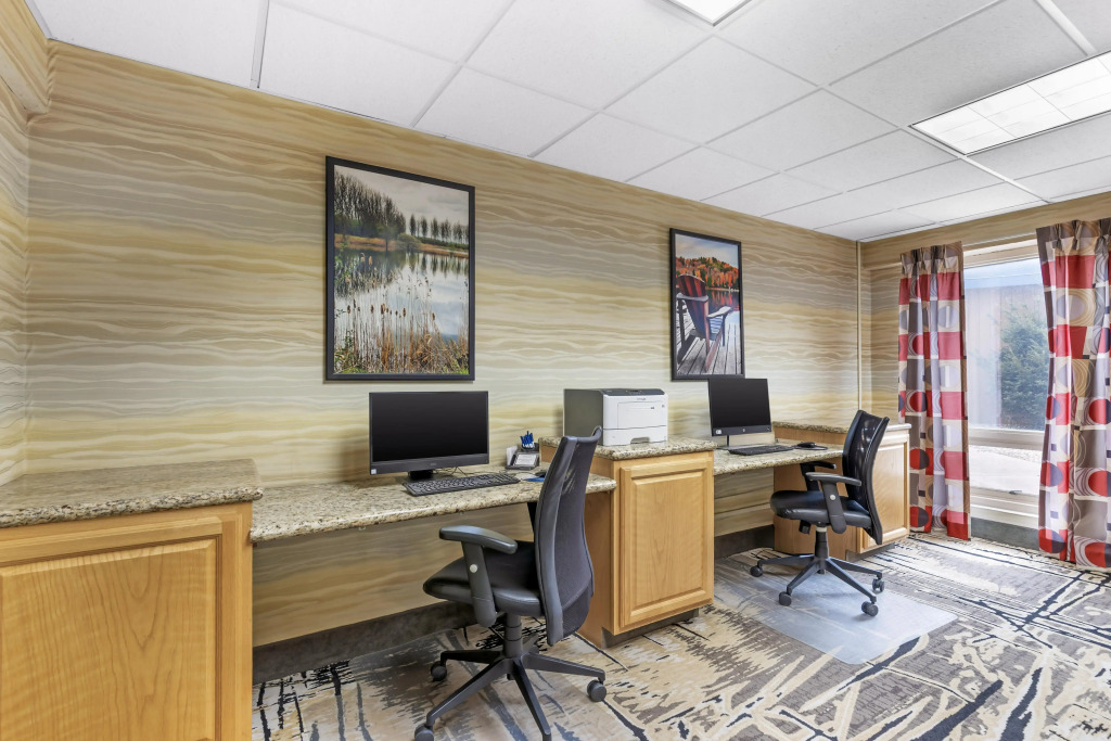 Best Western Holiday Lodge