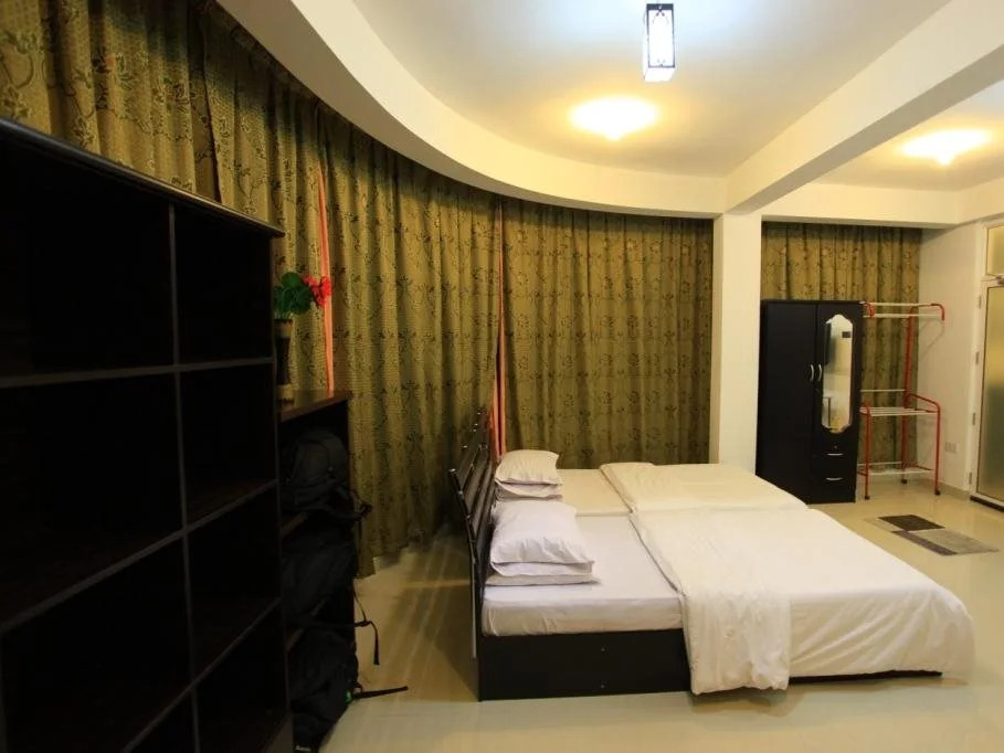 Roashanee Guest House