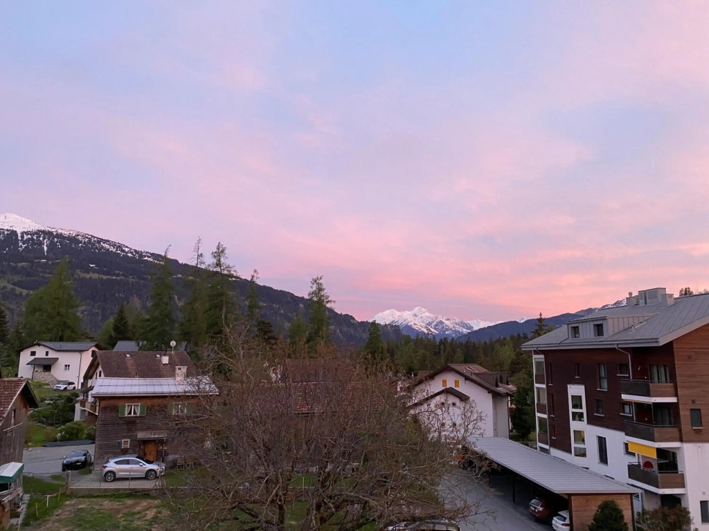 Moderne Ferienwohnung in Laax - Modern apartment in Laax