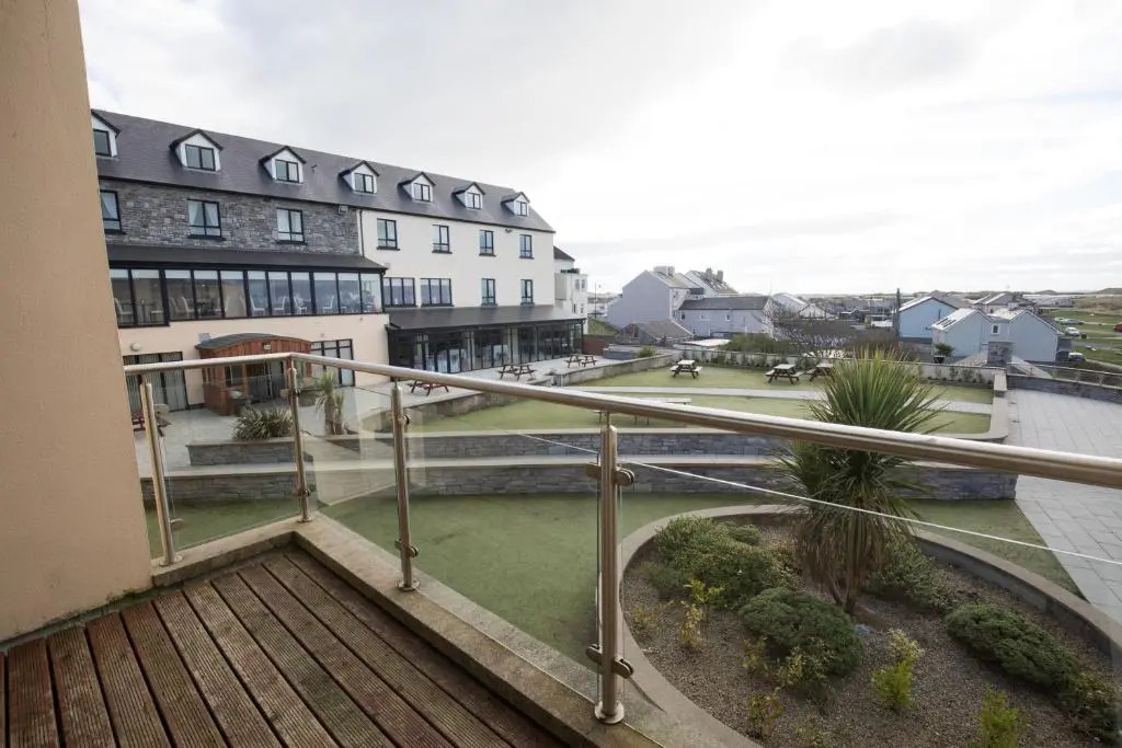 Ocean Sands Hotel & Spa
