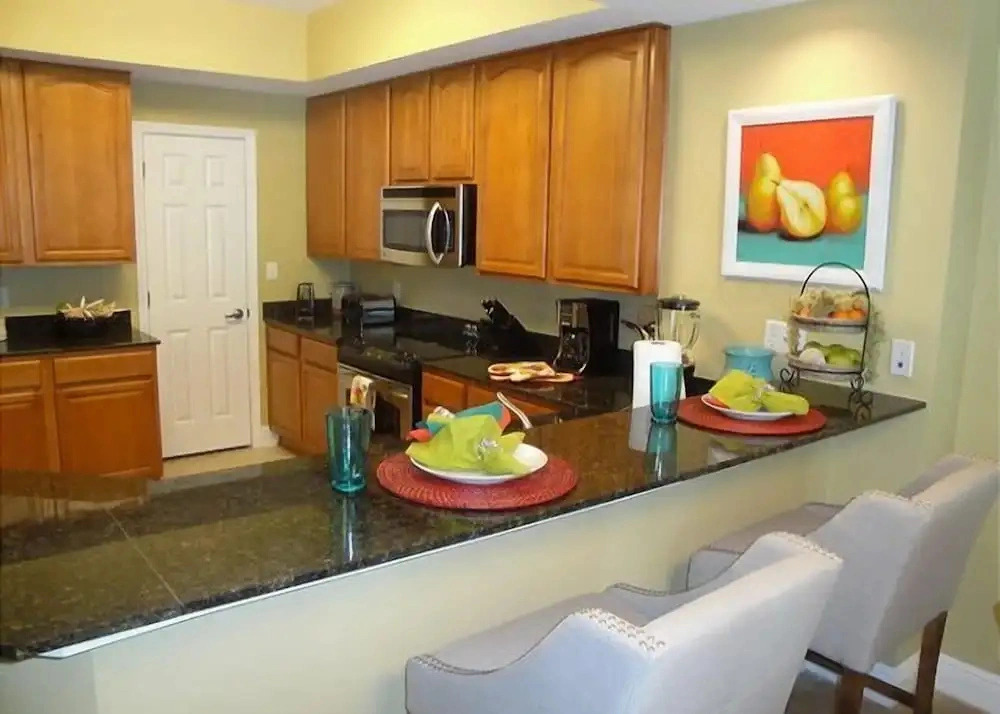 Beachview Condo at Beau View - 303 - Fully Furnished 3 Bedroom 3 Bathroom