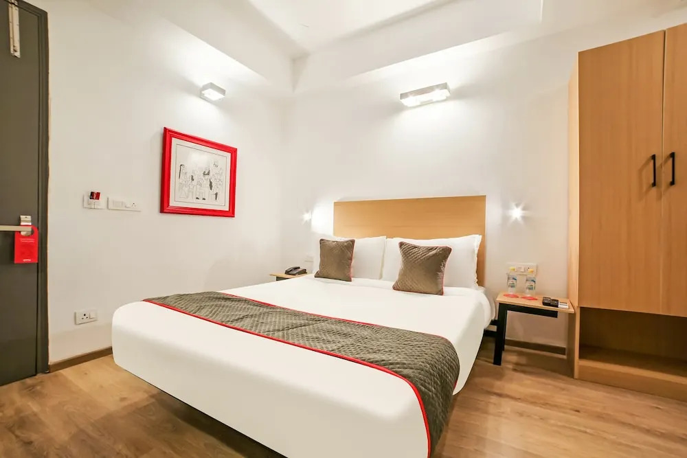 Oyo Townhouse 178 Sector 52