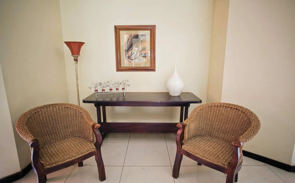 Hotel Caña Brava Inn