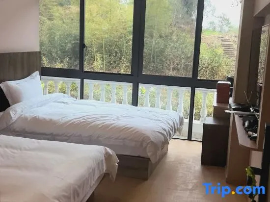 Zuo Wang · A Retreat for Wellness & Culture