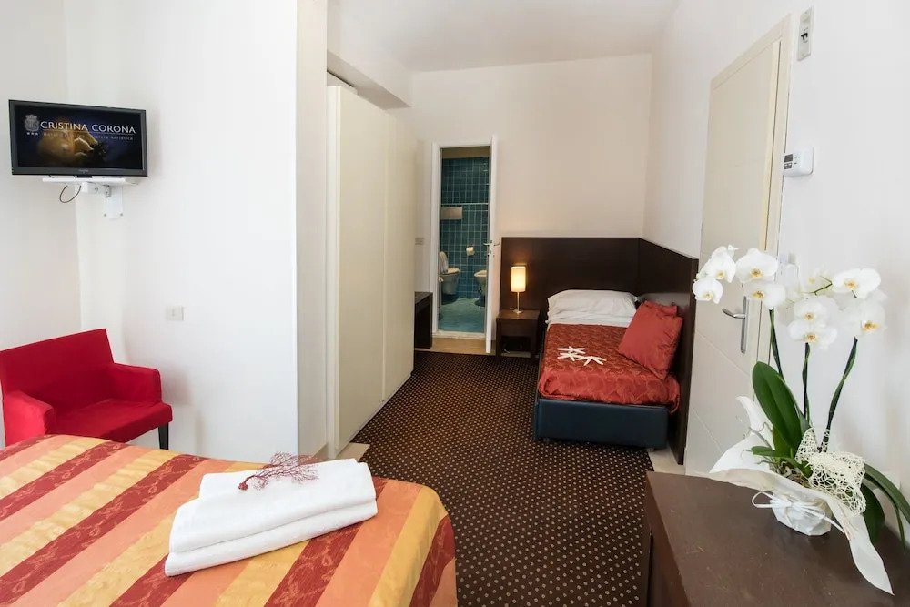 Hotel Cristina Corona