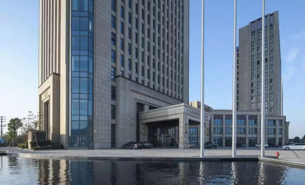 Ruisheng International Business Club Hotel