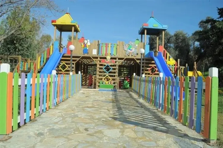 Holiday & Leisure Club