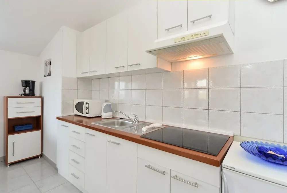 Apartment 719
