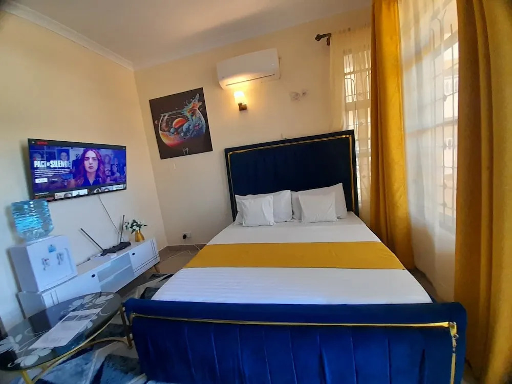 Lux Suites PK Ocean View Apartments