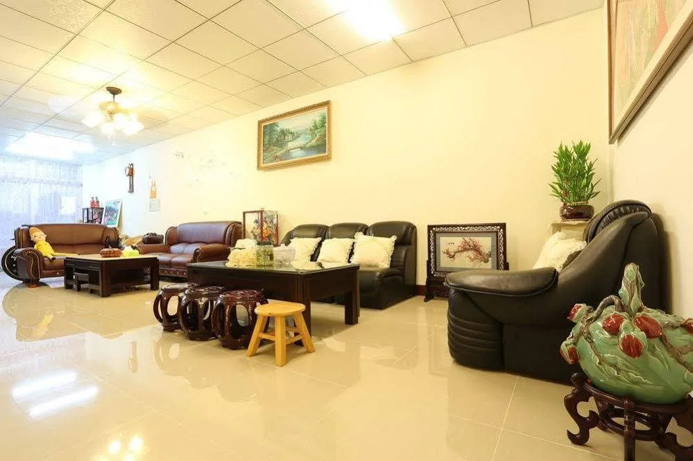 Romantic Tongshen B&B