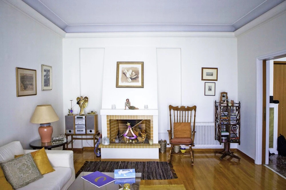 Warm & Homely Ambience in Spacious Apartment