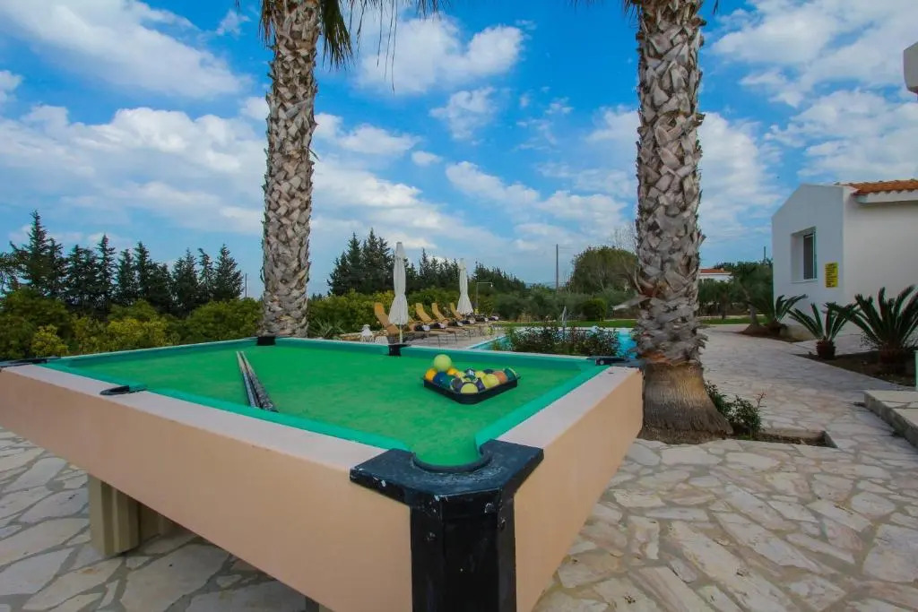 Theos Club Villas 3