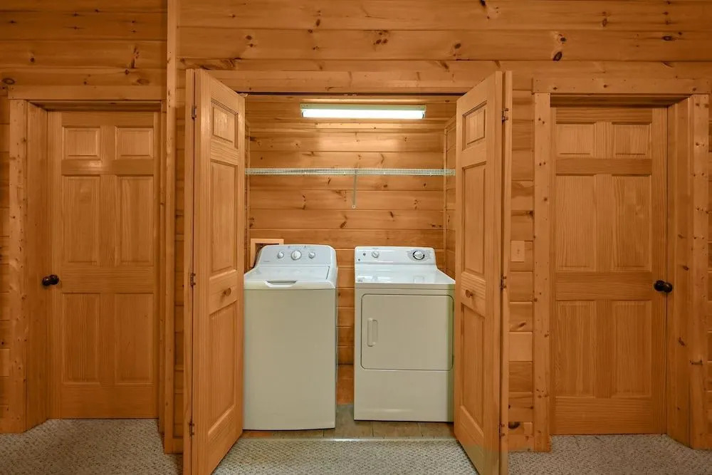 Theater Hot Tub Game Room