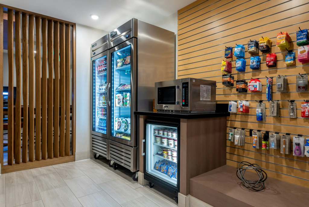 Holiday Inn Express & Suites Santa Ana - Orange County by IHG