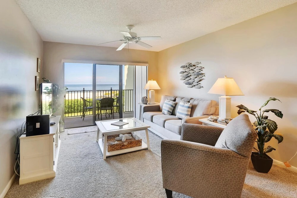 Land's End 302 Building 6 Amazing Views / Beachfront Condo
