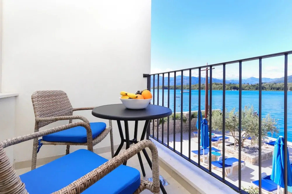 Apartments Maestral