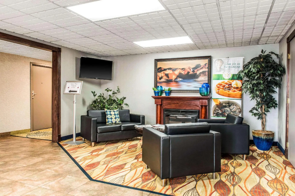 Quality Inn Austintown-Youngstown West