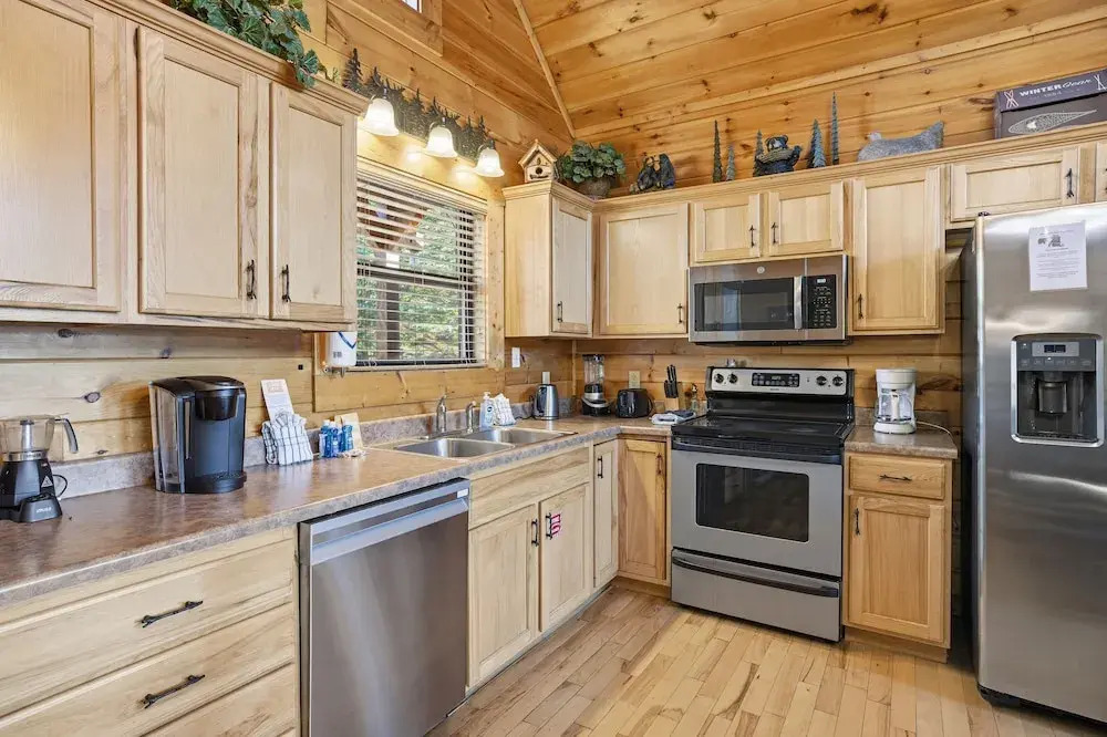 Knotty But Nice 4 Bedroom Home