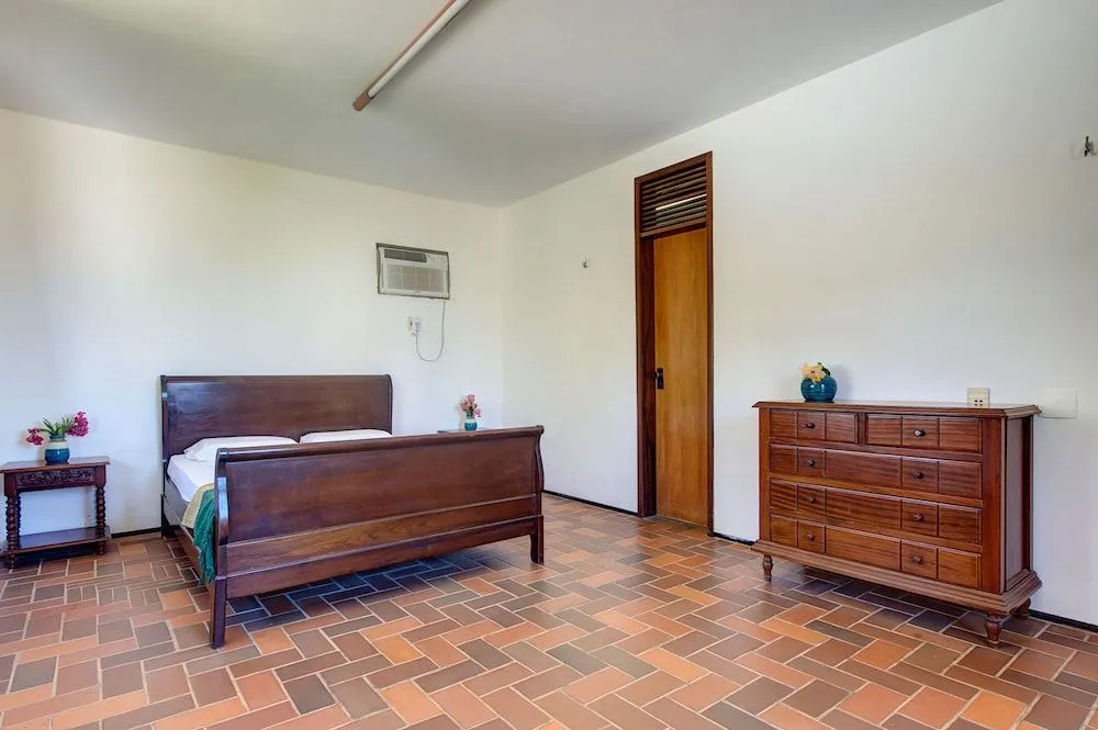 House with Hot Tub in Porto das Dunas