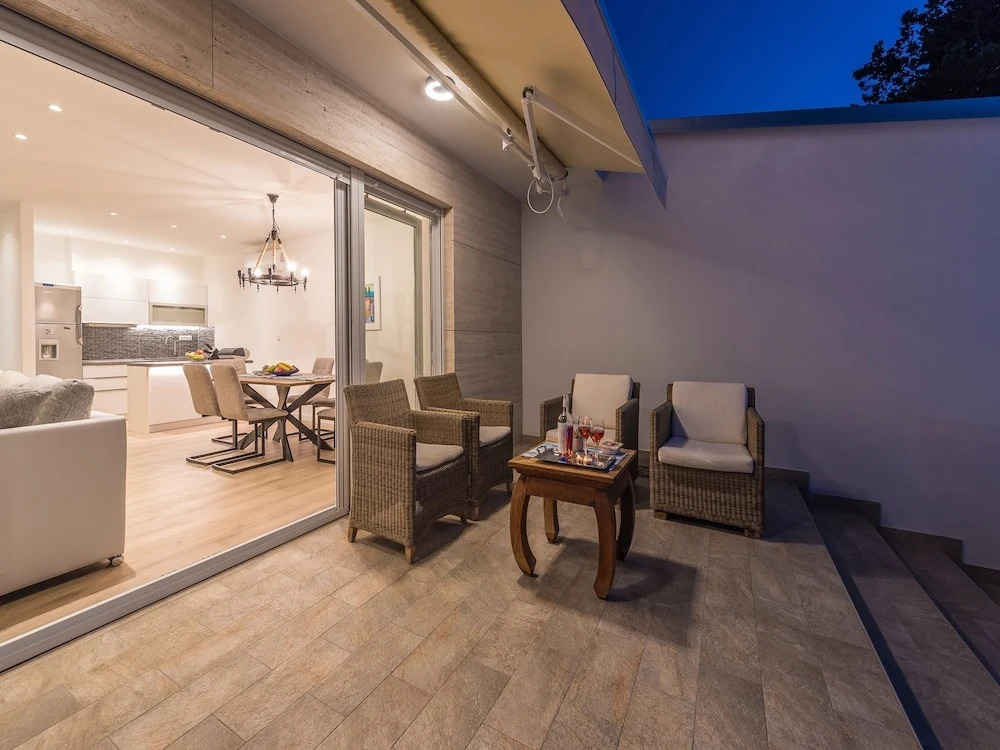 Modern Villa in Privlaka with Swimming Pool