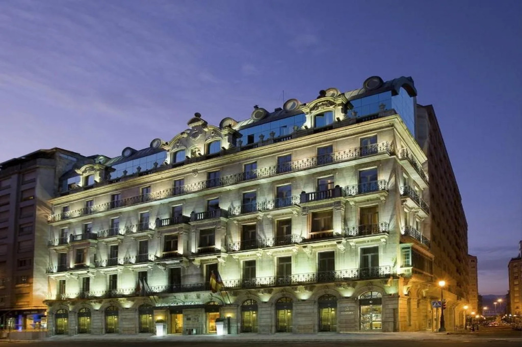 Отель NH Collection Vigo