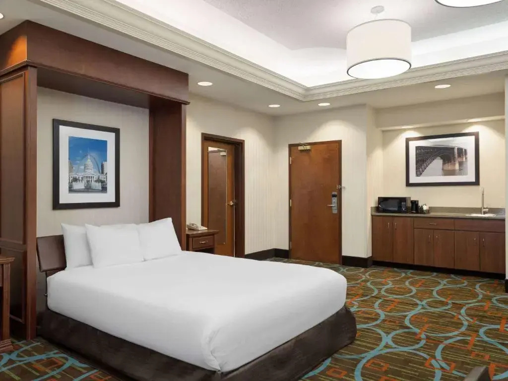 Wingate by Wyndham St Louis Airport