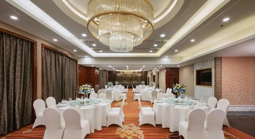 Kingworld Hotel
