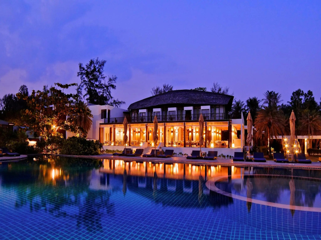 Twin Lotus Resort and Spa