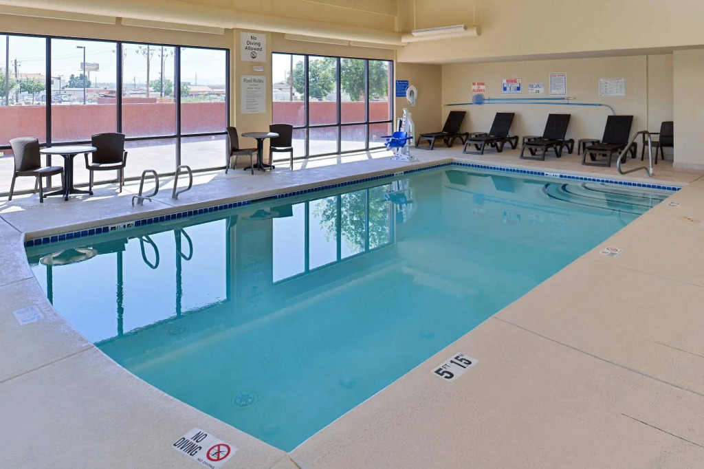 Holiday Inn Express & Suites - Albuquerque East by IHG