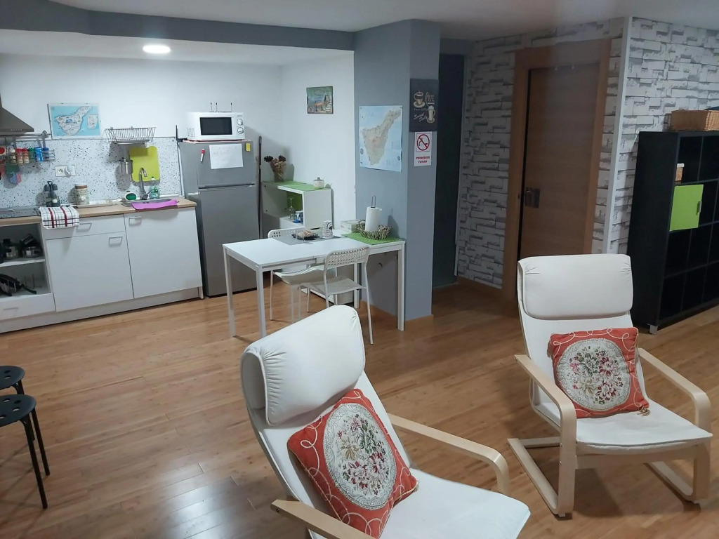 Loft Santa Cruz, Acoran