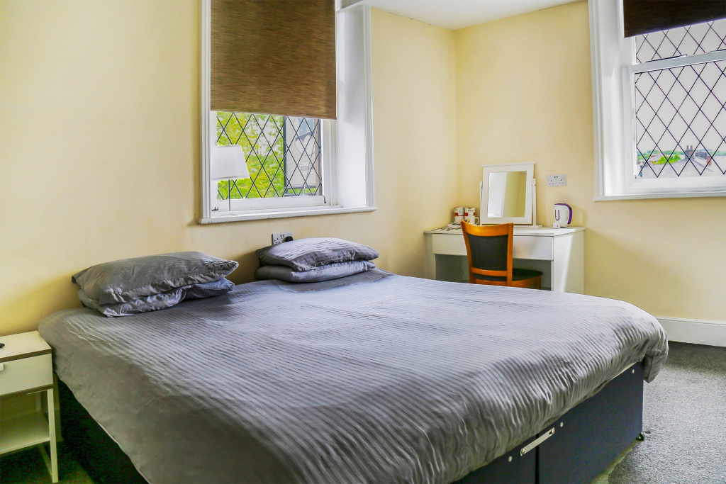 OYO Castle Hotel, Accrington