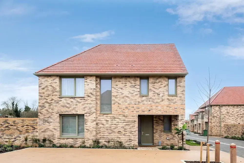 Tranquil 4-bed Oasis Modern Chic