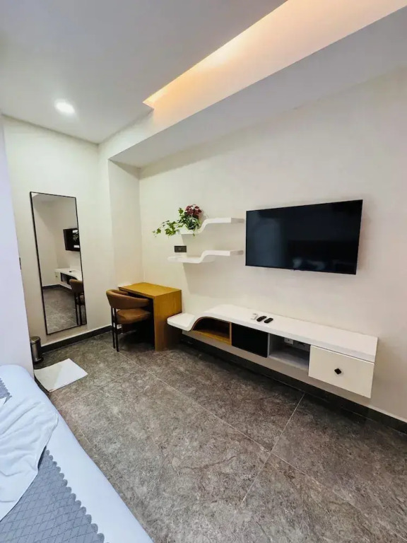 Shreshtam Apart Hotel, Kondapur