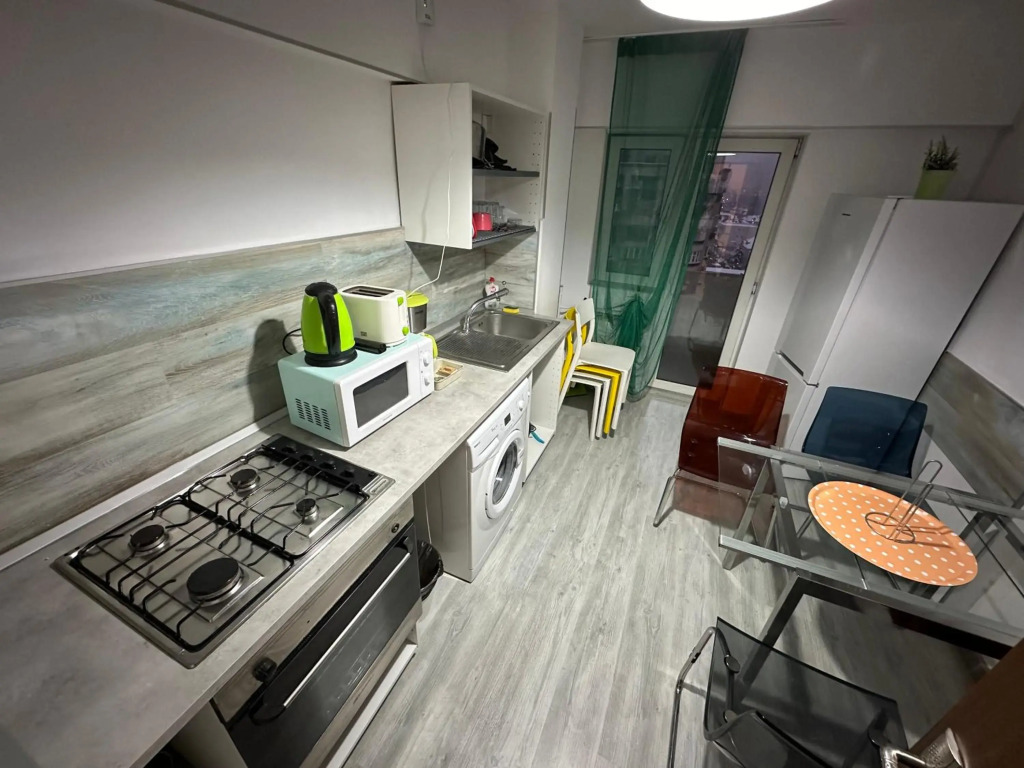 Green Apartment 63