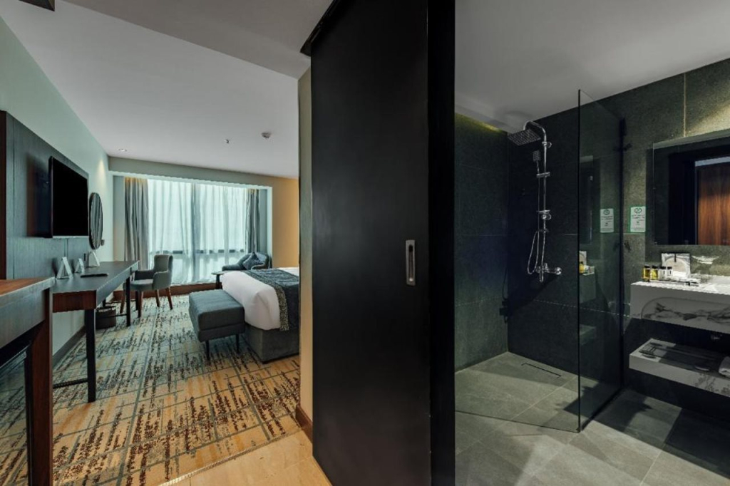 Отель Verta Hotel Al Olaya Riyadh