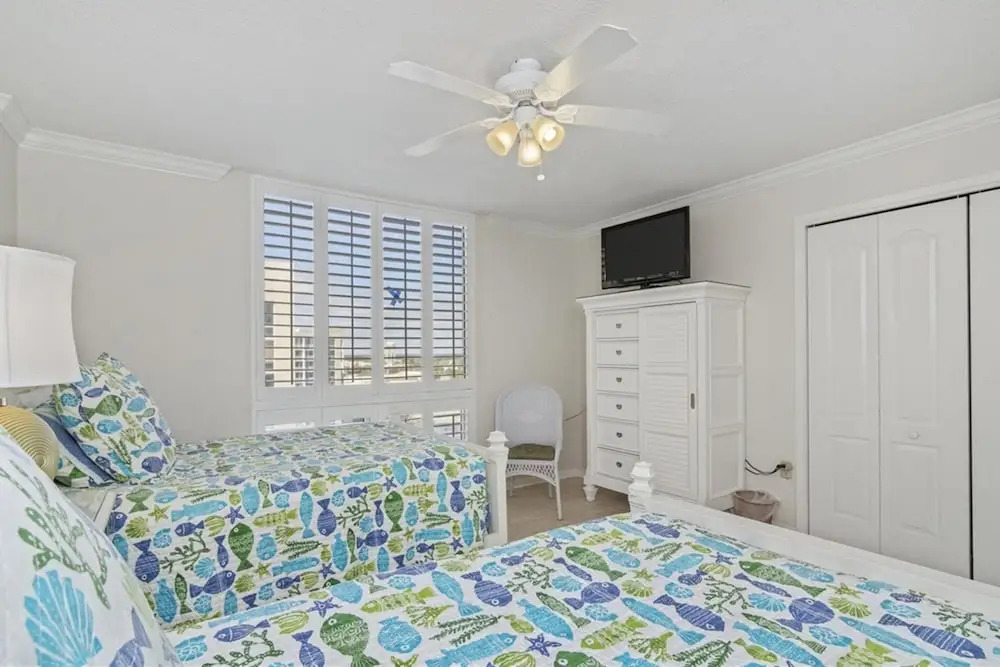 Shoreline Towers 1111 3 Bedroom Condo