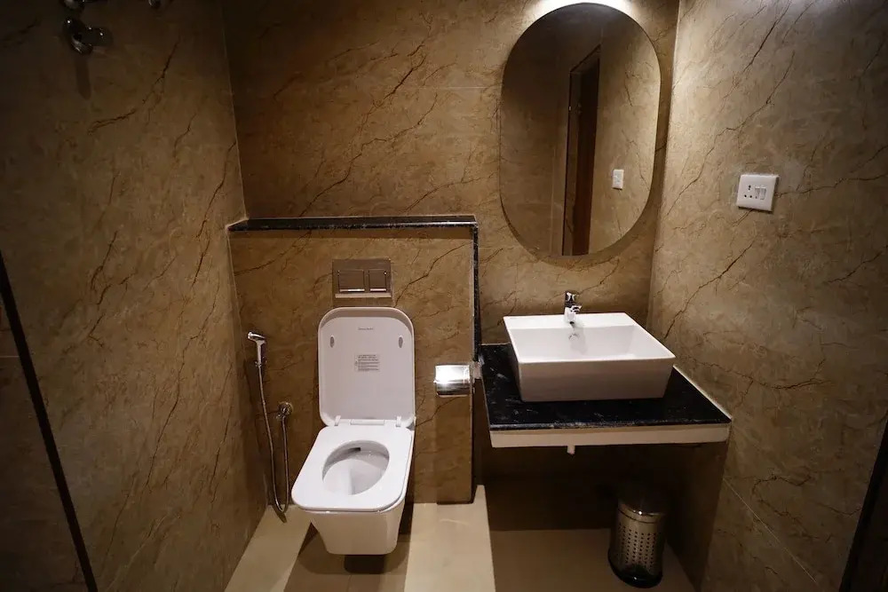 Ellora Hotel