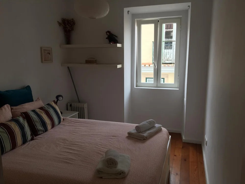 Campo de Ourique Cozy T1 Apartment