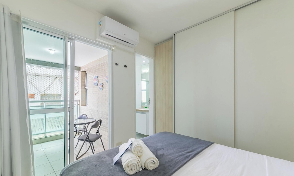 Apt in Condo w/ Pool 400m From Beach Tau0204