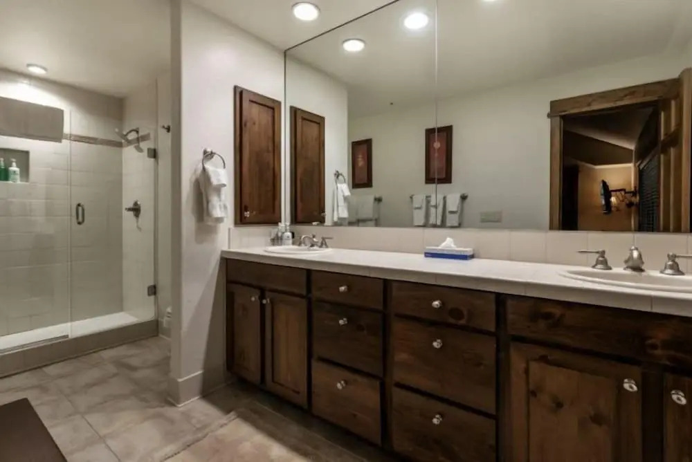 3 Bedroom In Lionshead Village At The Antlers