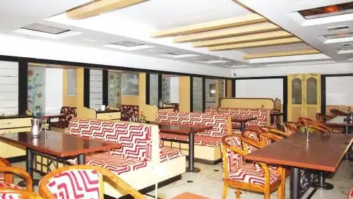 Hotel Mayura A/C