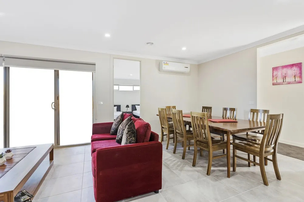 Point Cook Villas