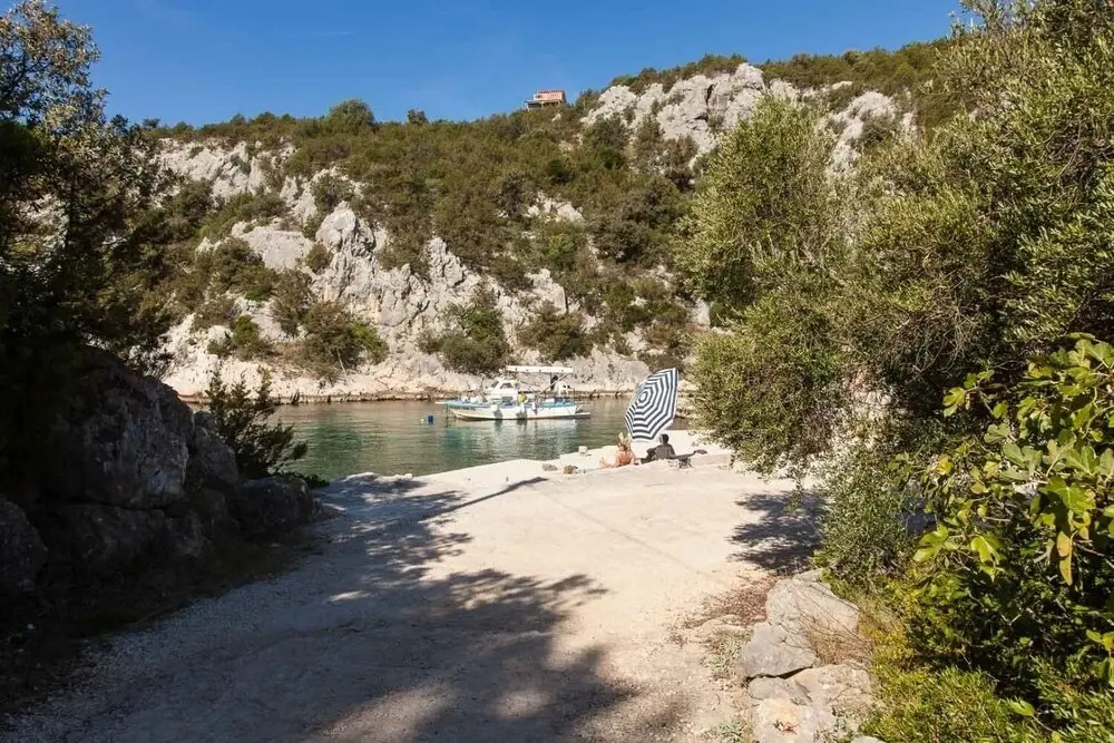 Villa Vinko - With Four Rooms - H
