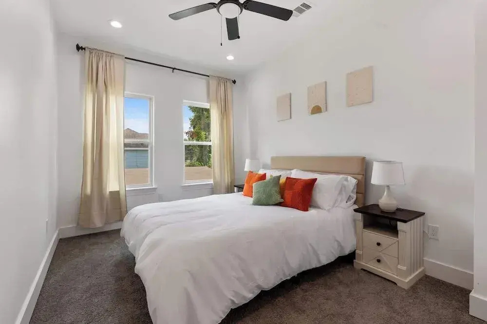 Modern 3BR Family Retreat in Downtown Houston
