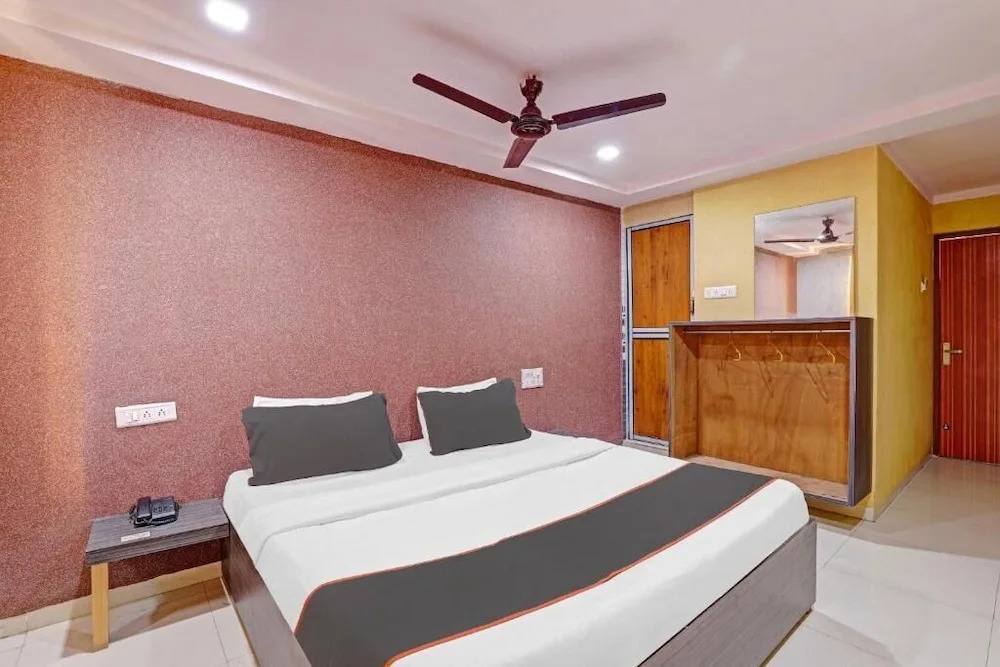 Hotel Mayura Ankleshwar