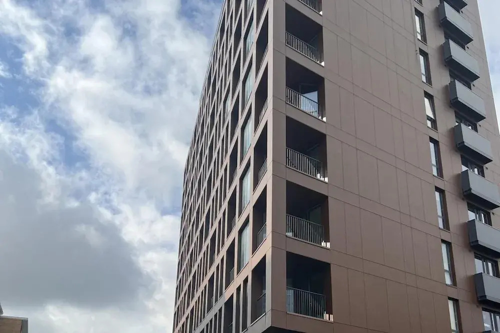 Charming 2-bed Apartment in Salford Newly Built