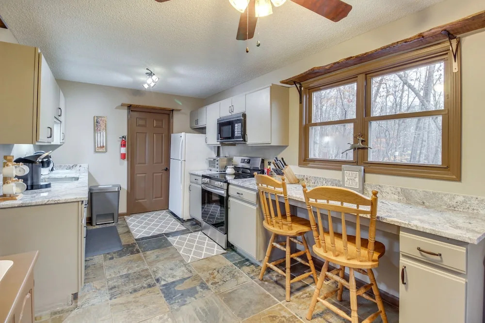 Ellijay Resort Cabin w/ Fire Pit, Decks, & Hot Tub