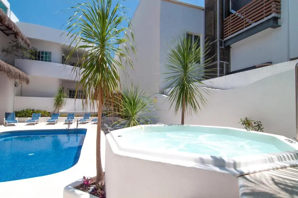 Lovely 4BR Condo in the Heart of Playa del Carmen!