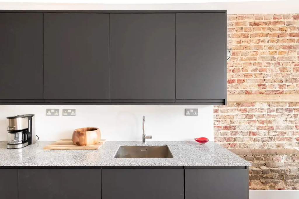 The Bethnal Green Escape - Modern & Bright 1BDR Apartment