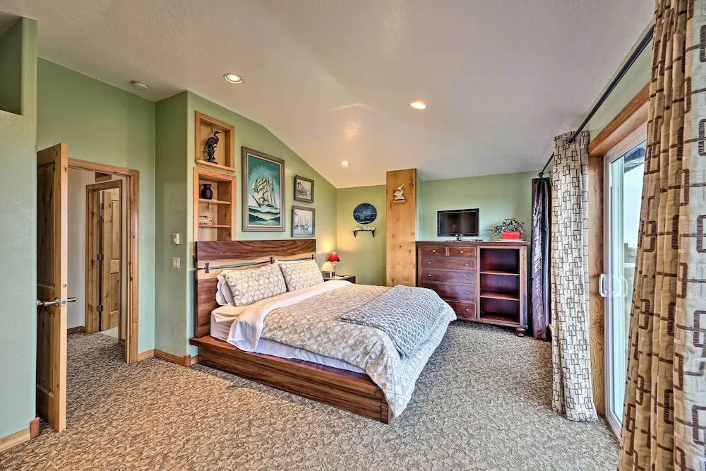Sanderling Sea Cottages, Unit 9 With Ocean Views!